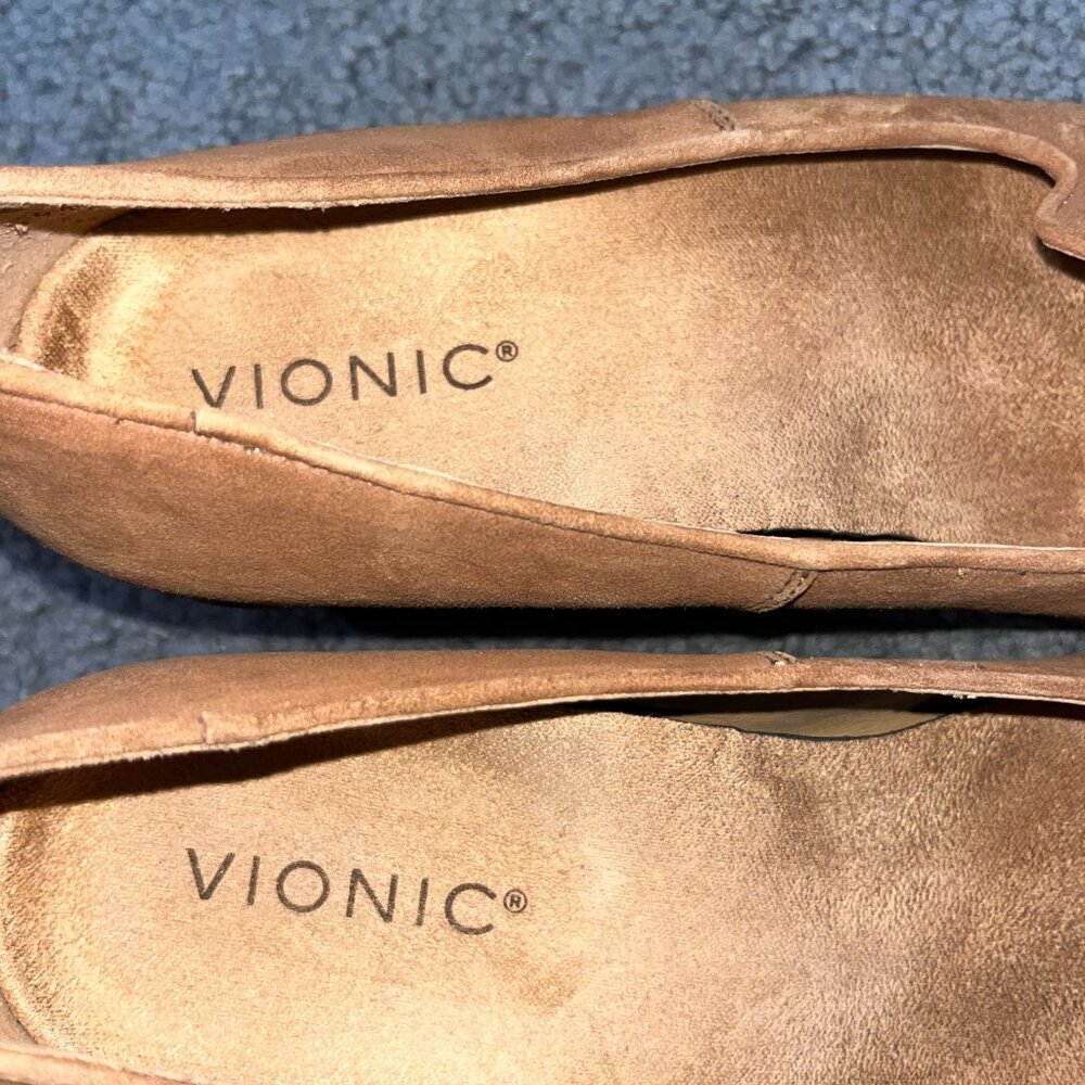 Vionic Willa Wedge - Toffee Suede - Euc - 9.5 - image 6